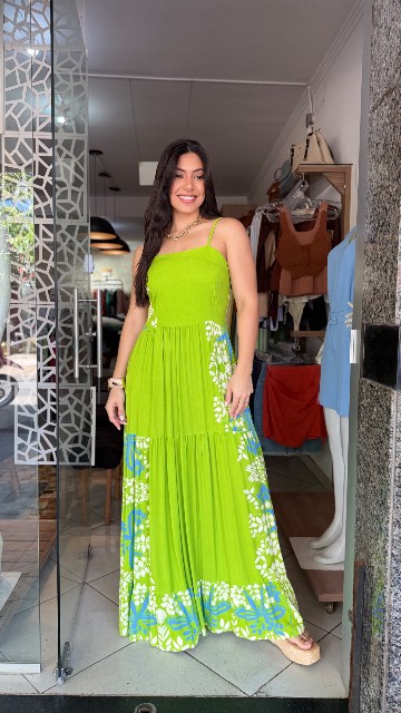 Vestido longo verde estampado na lateral