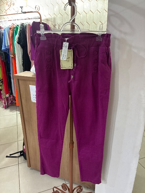 Calça marsala
