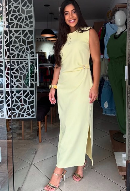 Vestido longo alfaiataria c/ detalhe dourado cintura