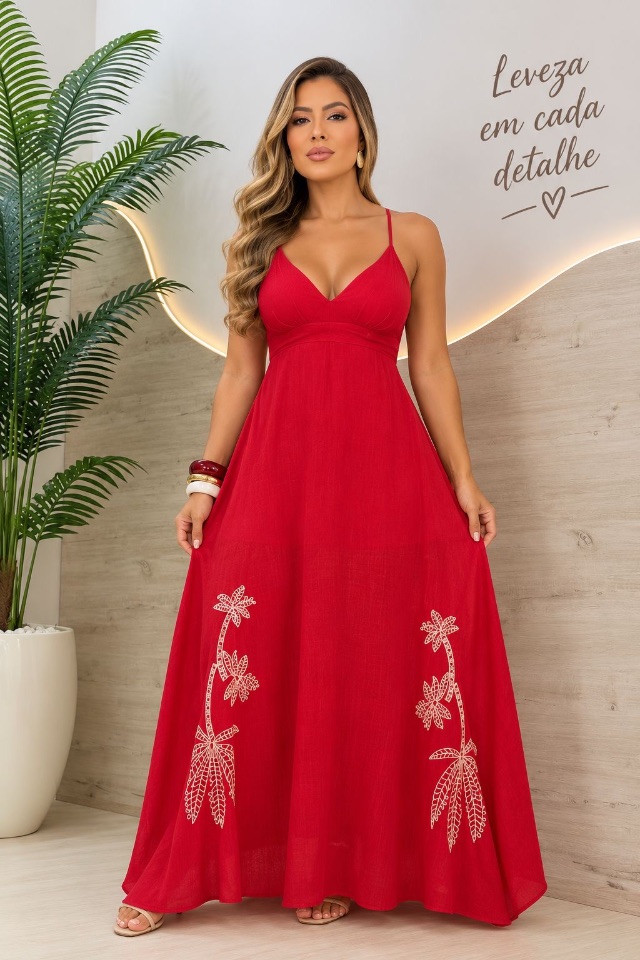 Vestido longo algodão alça regulável bordado na saia
