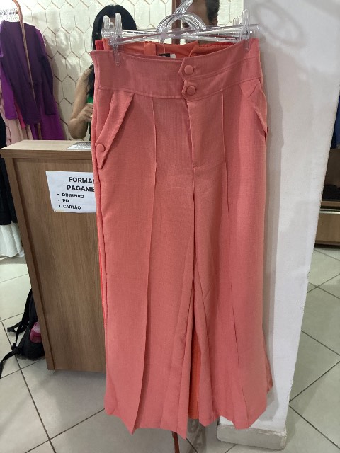 Calça goiaba no linho