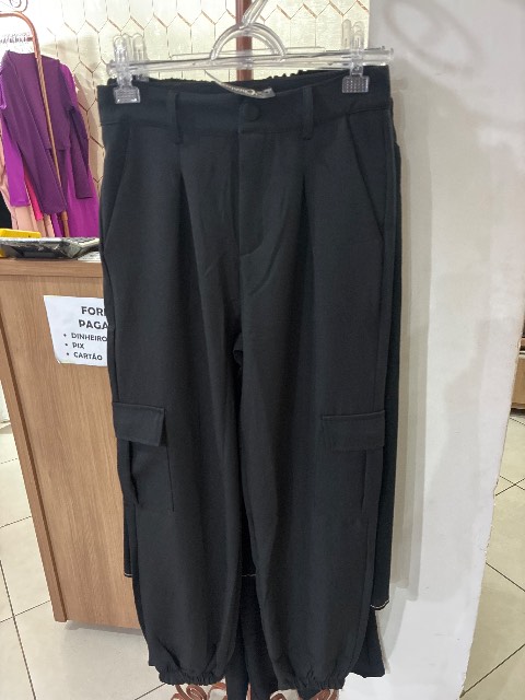 Calça preta joguer